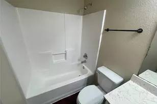 640 Gibson St, Cedar Hill, TX 75104 - Photo 17