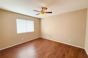 8902 Bayshore Ln, Rowlett, TX 75088 - Photo 25