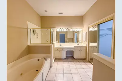 8902 Bayshore Lane, Rowlett, TX 75088 - Photo 11
