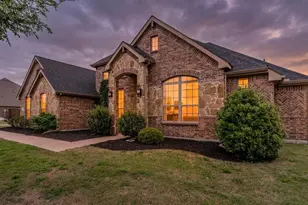 1130 Yukon Blvd, Waxahachie, TX 75167 - Photo 3