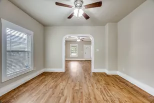 913 W Day St, Denison, TX 75020 - Photo 5