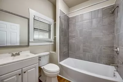 913 W Day Street, Denison, TX 75020 - Photo 11