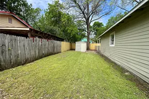 500 W Lone Star Ave, Cleburne, TX 76033 - Photo 15