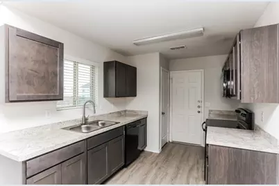 1405 Mark Lane, Ennis, TX 75119 - Photo 3