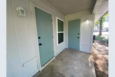 117 E Sanford Street #B, Arlington, TX 76011 - Photo 17