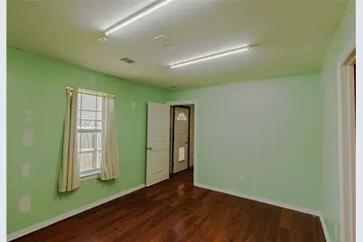 10906 Shady Oaks Drive, Runaway Bay, TX 76426 - Photo 9
