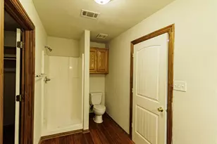 10906 Shady Oaks Dr, Runaway Bay, TX 76426 - Photo 11