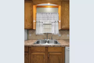 533 Topeka Drive, Woodway, TX 76712 - Photo 13