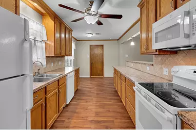 533 Topeka Drive, Woodway, TX 76712 - Photo 17