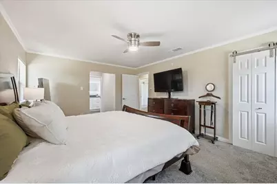 628 Robindale Court, Bedford, TX 76022 - Photo 15