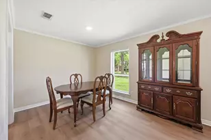 628 Robindale Ct, Bedford, TX 76022 - Photo 5