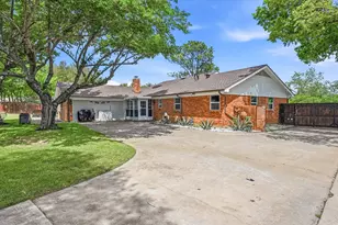 628 Robindale Ct, Bedford, TX 76022 - Photo 33