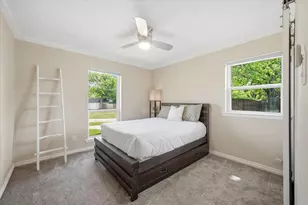 628 Robindale Ct, Bedford, TX 76022 - Photo 19