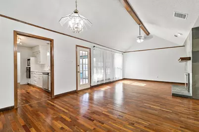 623 Windgate Court, Arlington, TX 76012 - Photo 9