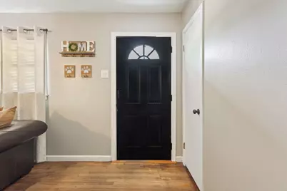 2208 N 51st Street, Waco, TX 76710 - Photo 5