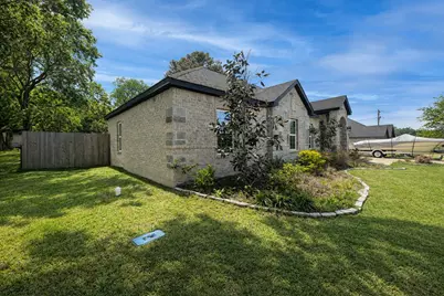 211 Kelly Lane, Seven Points, TX 75143 - Photo 3