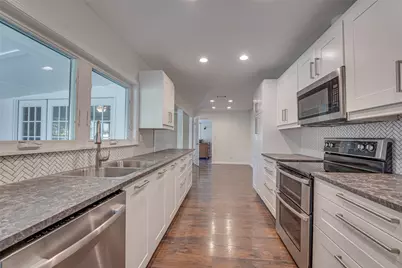 3113 Powell Drive, Rowlett, TX 75088 - Photo 7