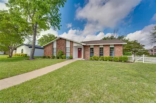 3113 Powell Dr, Rowlett, TX 75088 - Photo 1