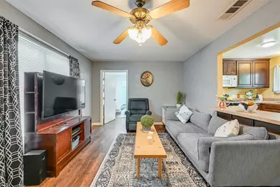 813 Dugan Street, Arlington, TX 76010 - Photo 5