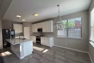 10401 Turning Leaf Trail, Fort Worth, TX 76131 - Photo 11