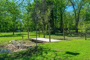 2523 Co Rd 3303, Greenville, TX 75402 - Photo 35