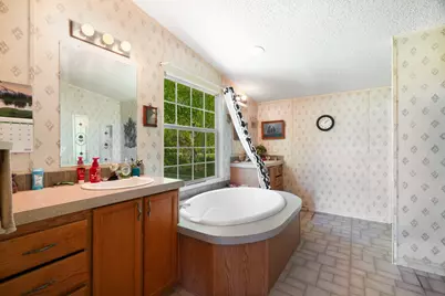 1530 W Front St Street #82, Blossom, TX 75416 - Photo 15