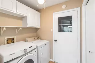 821 Ridge Ct, Bedford, TX 76021 - Photo 15