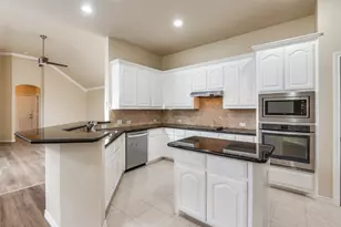 6200 Park Meadow Ln, Plano, TX 75093 - Photo 11