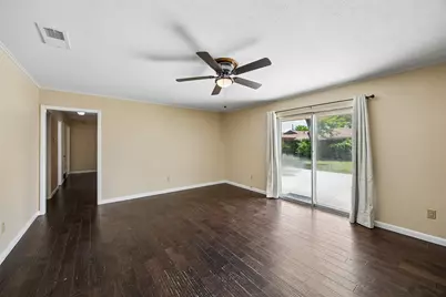 1918 Normandy Drive, Irving, TX 75060 - Photo 5