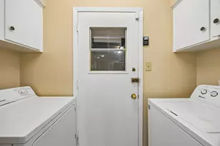 1918 Normandy Dr, Irving, TX 75060 - Photo 11