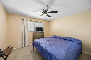 1918 Normandy Dr, Irving, TX 75060 - Photo 29