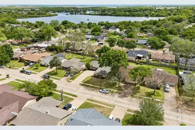 1918 Normandy Drive, Irving, TX 75060 - Photo 3