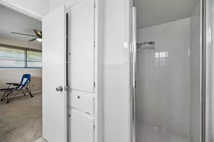 1918 Normandy Dr, Irving, TX 75060 - Photo 15