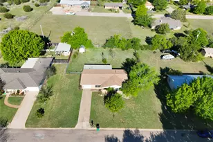 512 S Williams St, Hamilton, TX 76531 - Photo 17