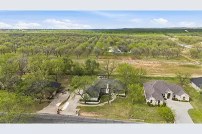 9601 Ravenswood Road, Granbury, TX 76049 - Photo 37