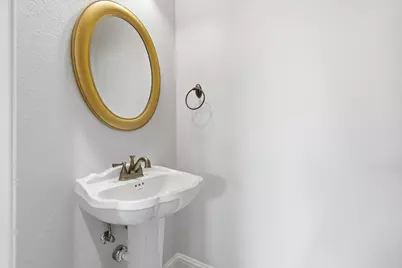 9601 Ravenswood Road, Granbury, TX 76049 - Photo 17