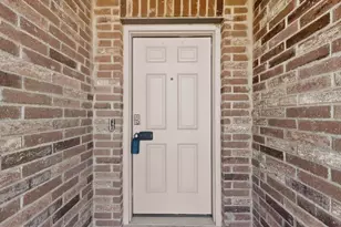 537 Running Water Trail, Fort Worth, TX 76131 - Photo 3