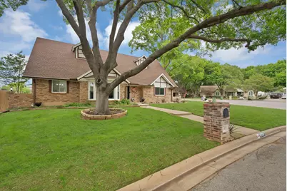 4025 Diamond Loch W, North Richland Hills, TX 76180 - Photo 3