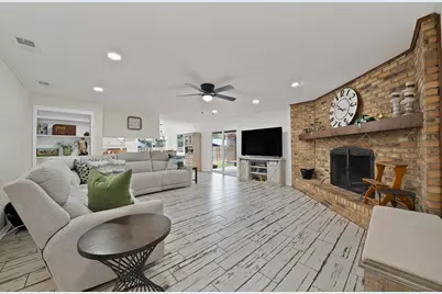 4025 Diamond Loch W, North Richland Hills, TX 76180 - Photo 5