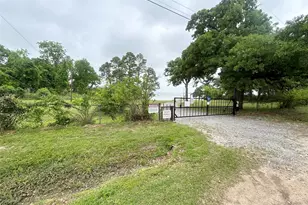 921 Bradleys Bend, Tool, TX 75143 - Photo 21