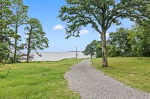 921 Bradleys Bend, Tool, TX 75143 - Photo 27