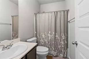 1061 Stanridge Ln, Van Alstyne, TX 75495 - Photo 7