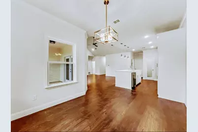 2033 S Edgewood Terrace, Fort Worth, TX 76105 - Photo 3