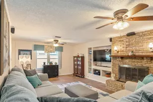 1906 Spring Valley Dr, Denton, TX 76208 - Photo 9