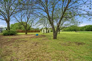 4400 Kristy Ct, Granbury, TX 76049 - Photo 7