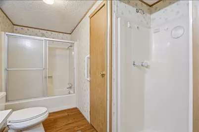 4400 Kristy Court, Granbury, TX 76049 - Photo 25