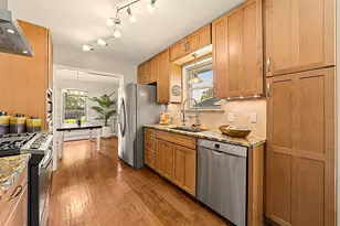 932 Edgefield Trail, Flower Mound, TX 75028 - Photo 9