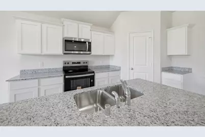 800 Barton Drive, Ennis, TX 75119 - Photo 21