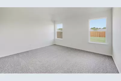 800 Barton Drive, Ennis, TX 75119 - Photo 13