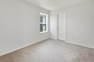 800 Barton Dr, Ennis, TX 75119 - Photo 11